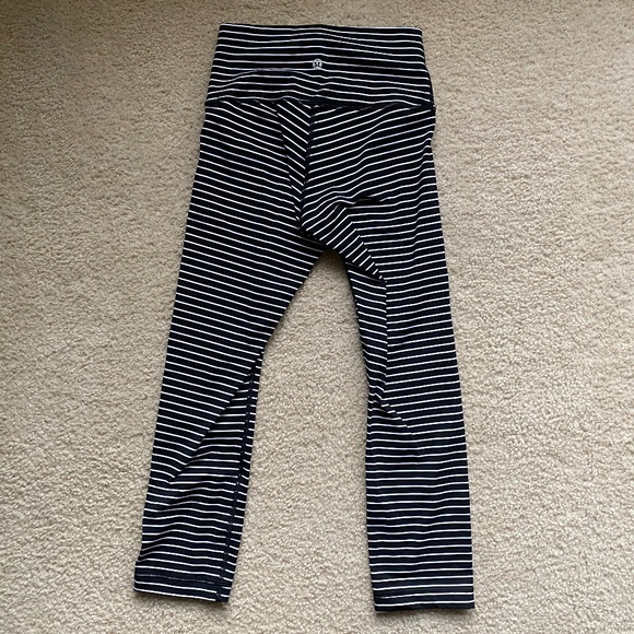 lululemon athletica Pants - lululemon wunder under stripe leggings 19" 4